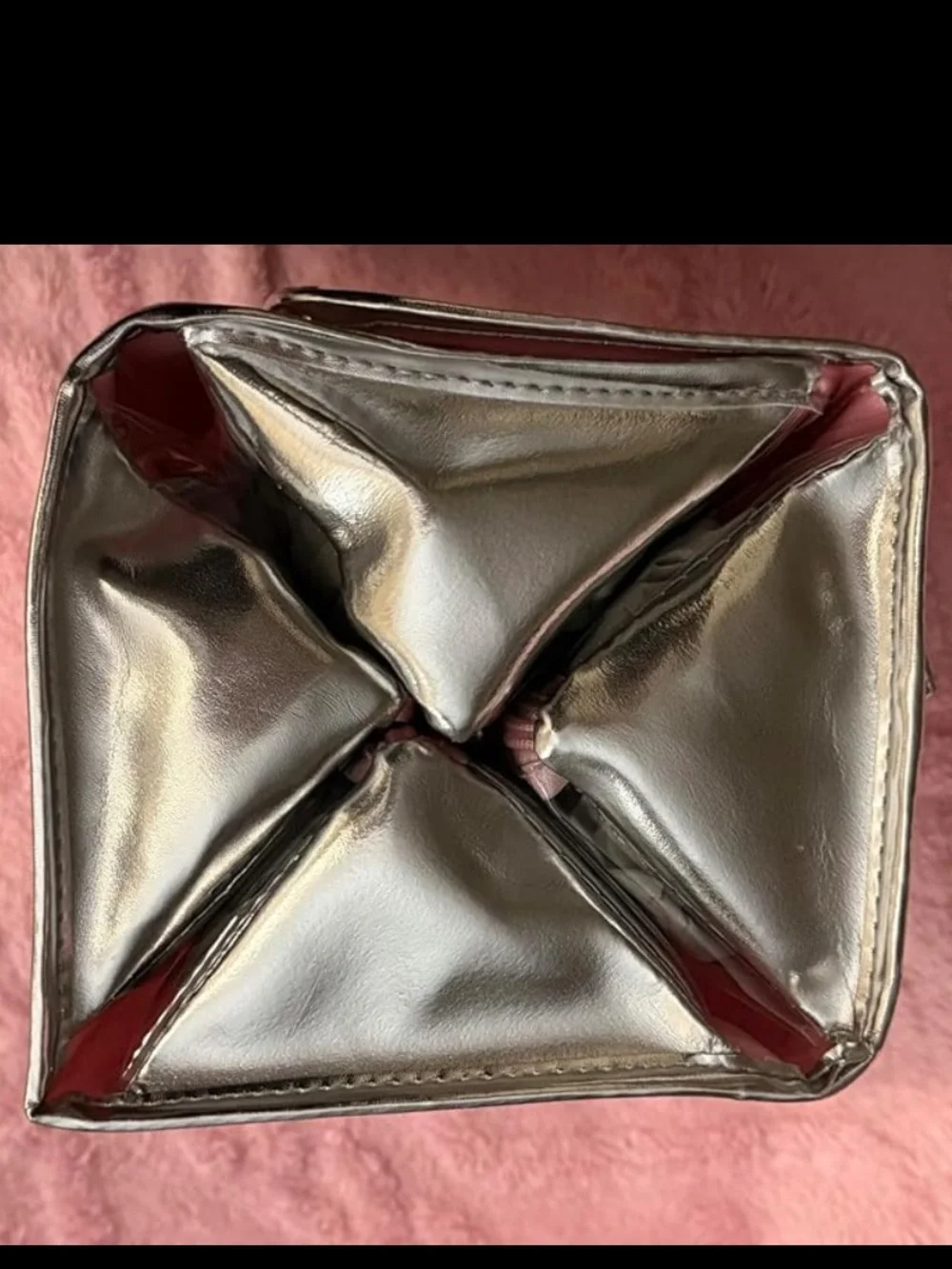 NIB Juicy Couture Light Pink Velvet Cosmetic Train Case with Silver Trim